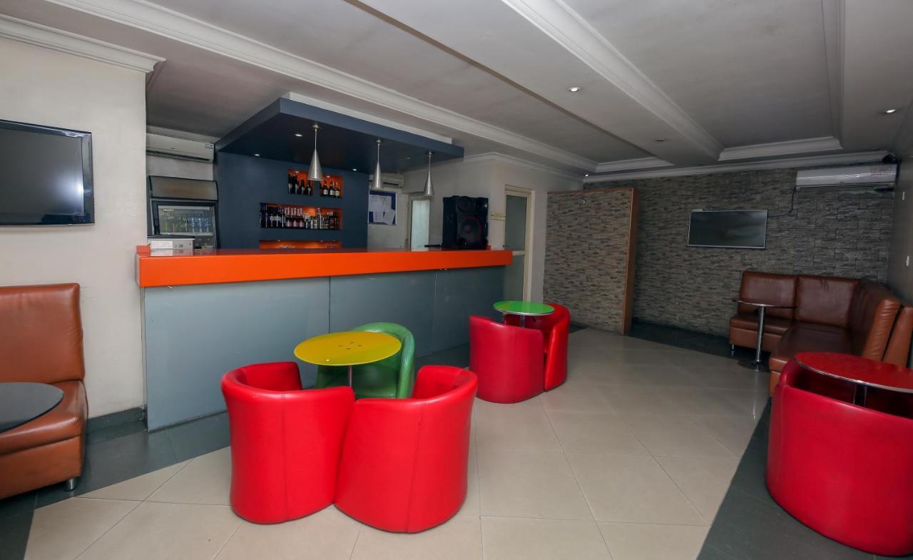 Ksf Place Alaka Lagos Luaran gambar
